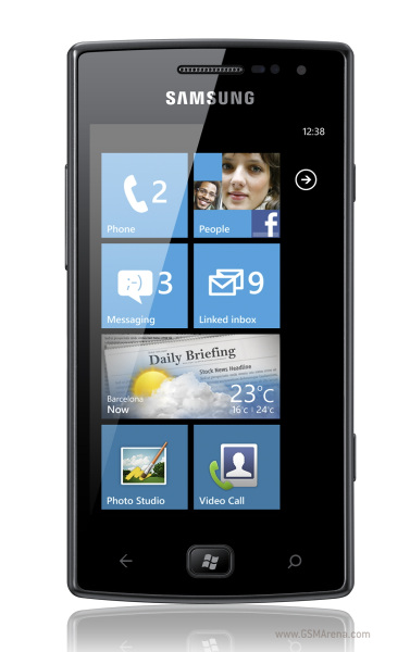 Samsung Omnia W, primul telefon Windows Phone Mango disponibil internațional
