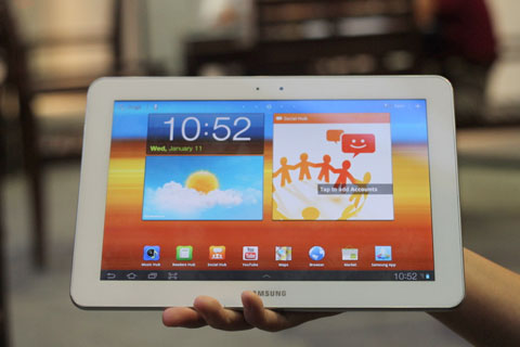 Samsung Galaxy Tab 7.0 Plus și Galaxy Tab 10.1 pe alb - primele fotografii