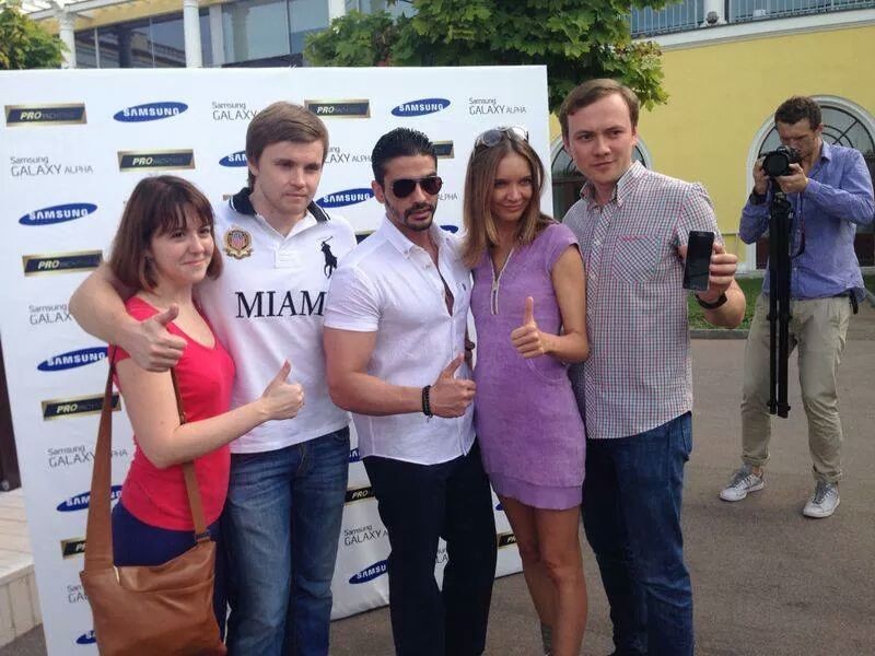 Samsung Galaxy Alpha se afișează În cadrul unui eveniment oficial În Rusia