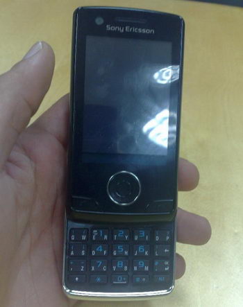 Sony Ericsson: Telefoanele Sony Ericsson P5 si G702 (BeiBei) au fost anulate