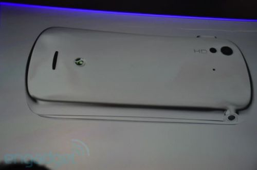 MWC 2011: Sony Ericsson Xperia Pro, un PSP Phone fără PSP?