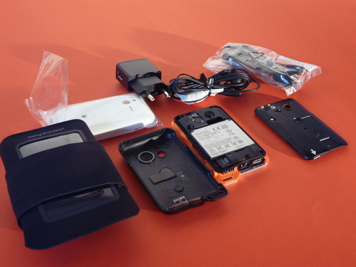  Din puț În lac - Sony Ericsson Xperia Active Unboxing (Video)