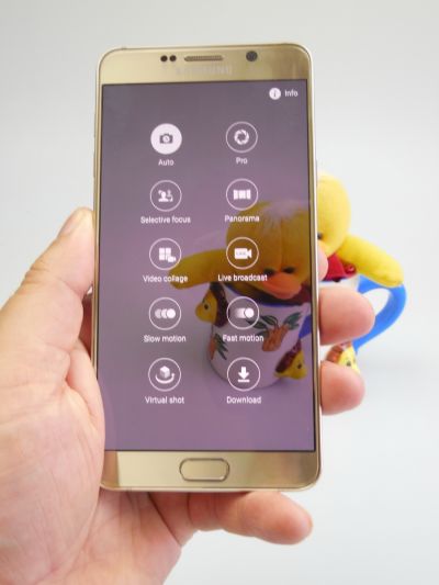 Interfata camerei lui Samsung Galaxy Note 5