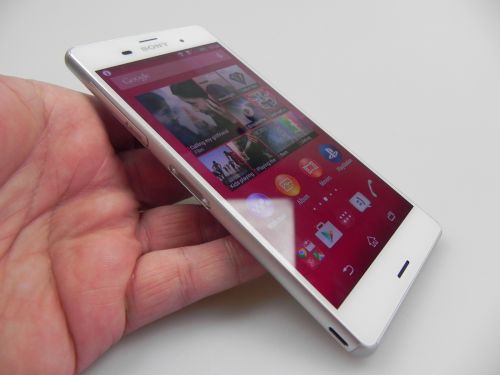 Difuzoarele lui Sony Xperia Z3
