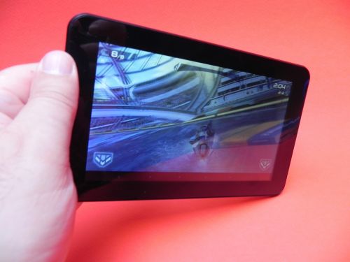 Review UTOK 700 Q