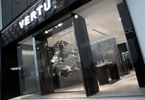 Nokia vinde Vertu, strânge cureaua pentru proliferarea smartphone-urilor