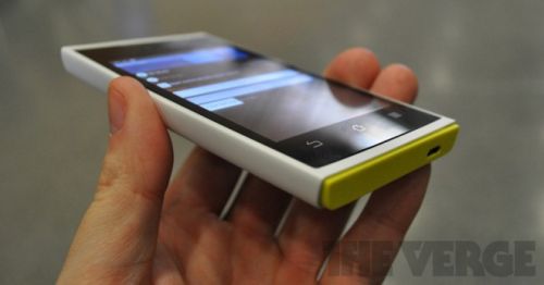  MWC 2012: ViewSonic ViewPhone 4s - retina display Într-o mică galerie foto