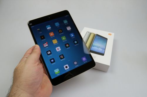Xiaomi Mi Pad 2 scos din cutie