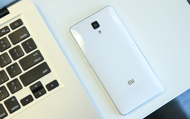 Xiaomi Mi4 apare Într-o serie de fotografii hands-on; vânzările Încep pe 29 iulie În China