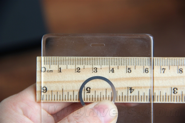 Invitaţiile pentru debutul lui ZTE Nubia Z9 au fost trimise presei din China, sunt panouri din sticlă transparentă