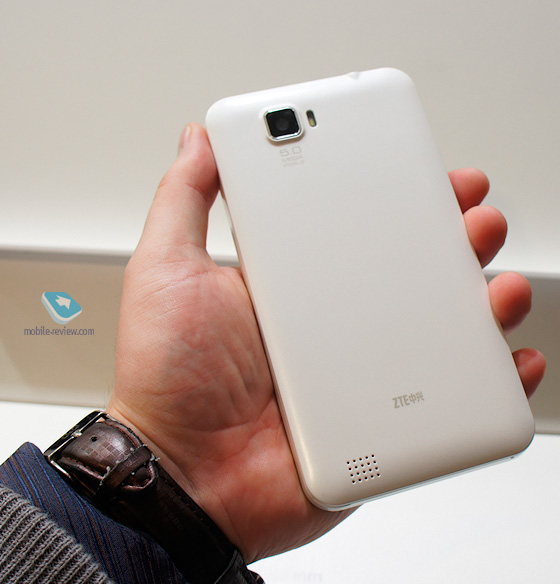 ZTE V887