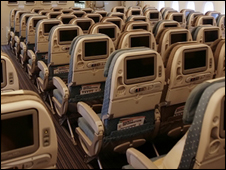 S-a dat liber la vorbitul in avion