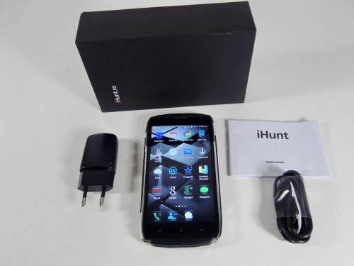 iHunt X200 Unboxing: un telefon rezistent la şocuri şi intemperii, cu design robust şi elegant (Video)