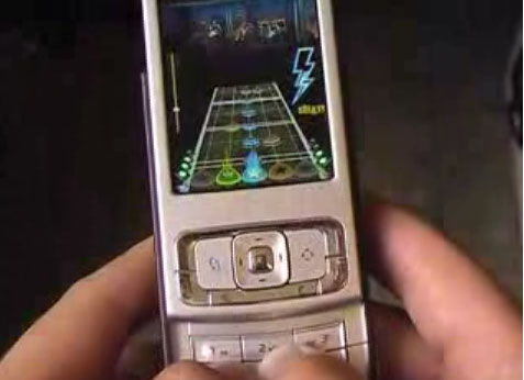 Jocuri: Guitar Hero Mobile te face star rock pe mobil!