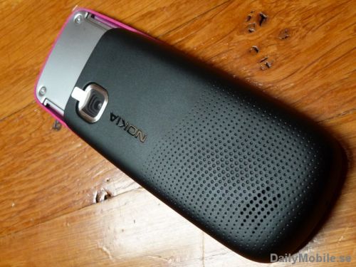 Nokia 2220 Slide