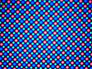 Display Nokia Lumia 930 la microscop - Pixeli de tip Pentile Matrix