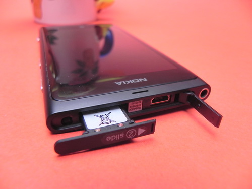 Porturi Nokia Lumia 800