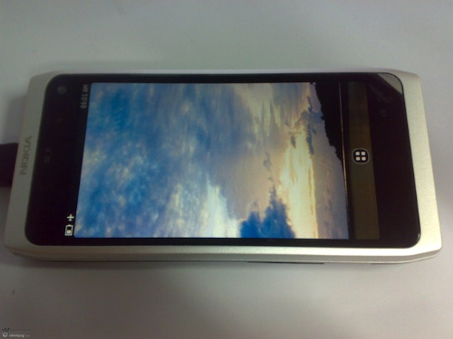 Nokia N9, primul smartphone MeeGo isi face aparitia intr-o serie de imagini