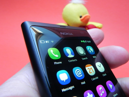 Nokia N9 review
