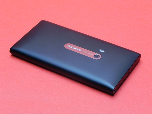 Nokia N9 back