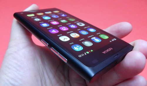 Nokia N9 - clear black display