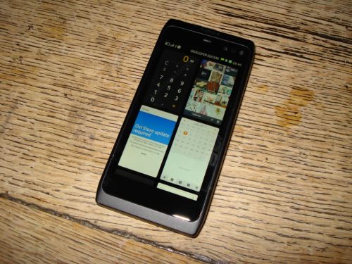 Nokia N950