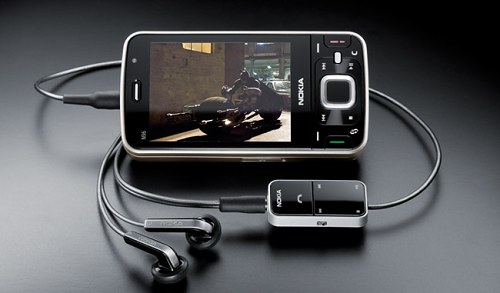 Nokia: Nokia N96 in sfarsit disponibil in magazine. Prea tarziu?