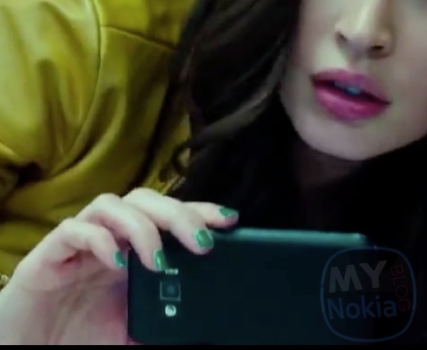 Nokia McLaren, presupus succcesor al lui Lumia 1020 apare ca telefon misterios În filmul "Țestoasele Ninja"