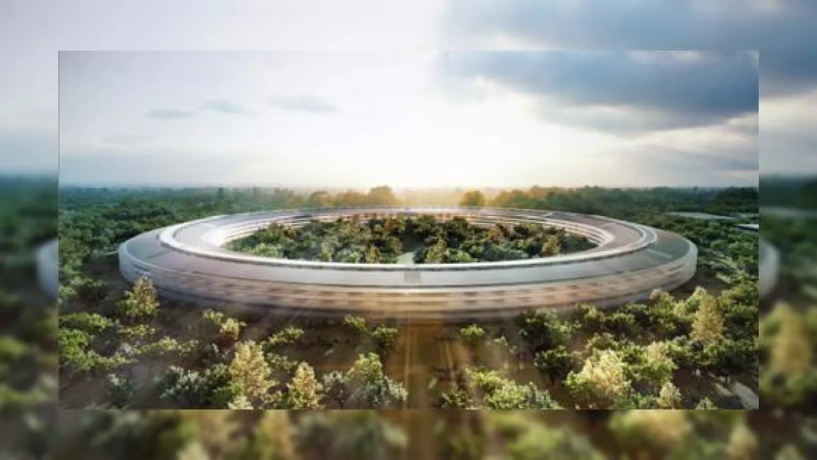 Campusul Apple În formă de OZN va fi finalizat mai târziu decât se estimase