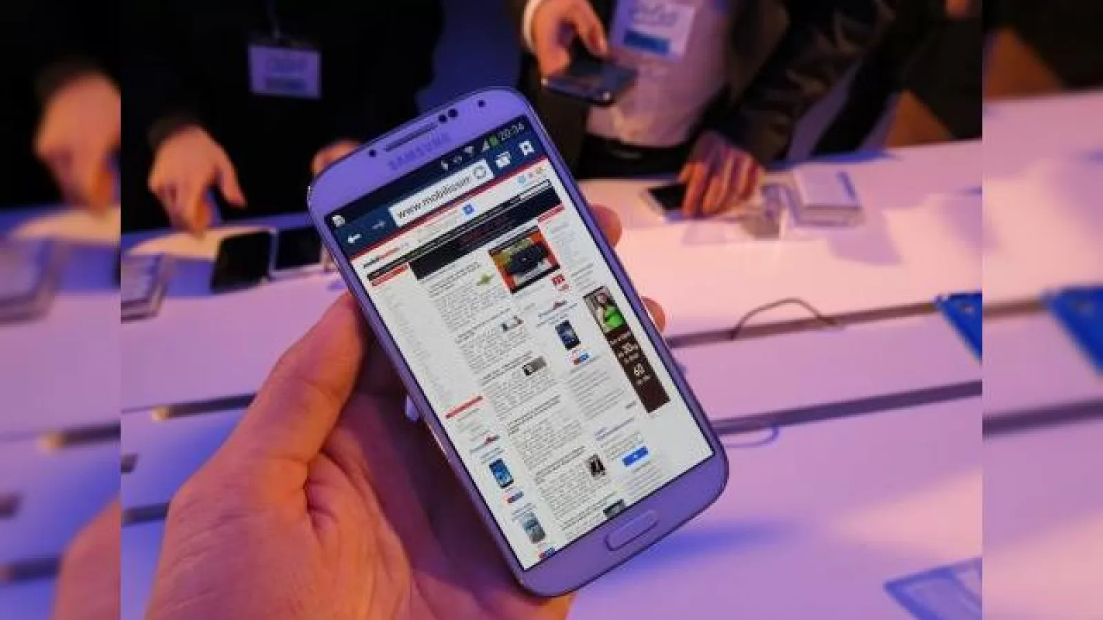 Samsung Galaxy S4 - lansarea din România, primele impresii, galerie foto, hands-on video