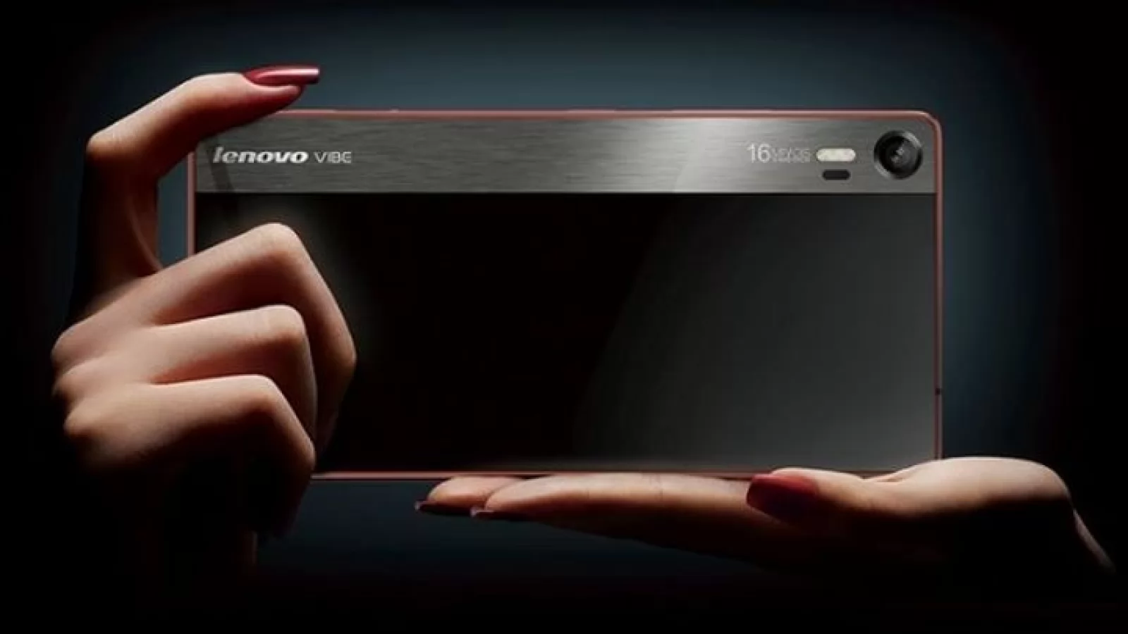Cameraphone-ul Lenovo Vibe Shot debutează în această lună, cu un preţ foarte atractiv, de mai puţin de 300 de dolari