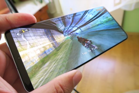 Gaming pe Samsung Galaxy S20+