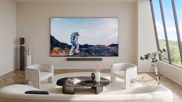 TCL C84 QLED Mini LED