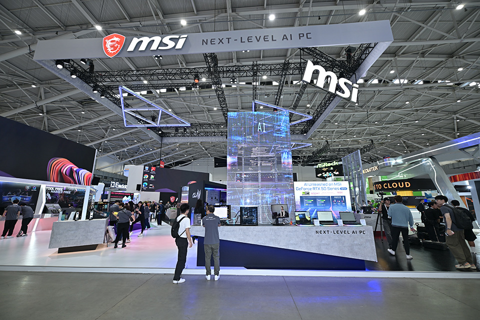 MSI la Computex 2025: AI-ul e peste tot, de la laptopuri artistice până la servere și periferice