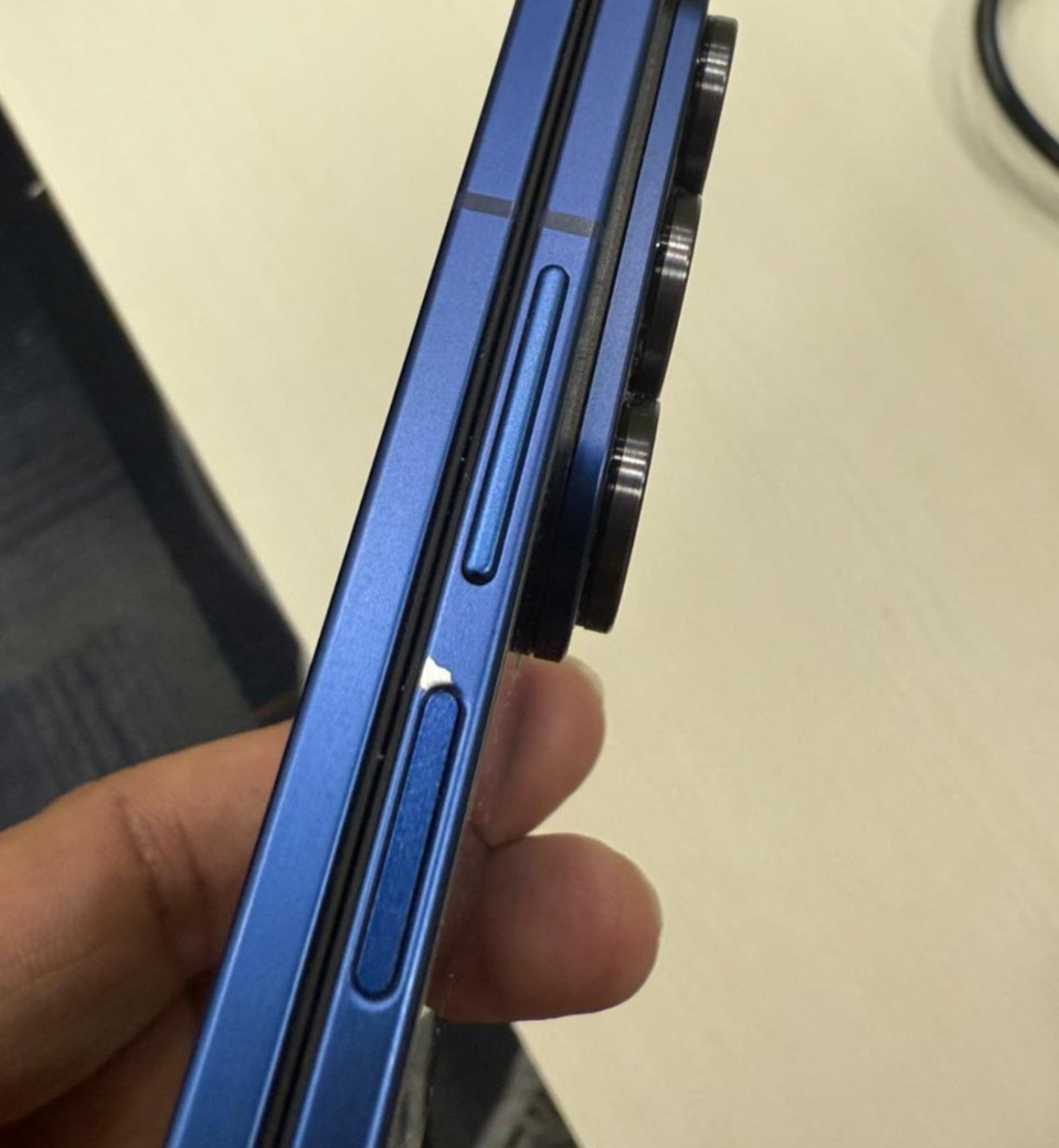 Lui Samsung Galaxy Z fold7 i se ia vopseaua deja; Iată cauza problemei