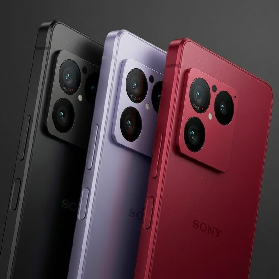Sony nu renunță la microSD și jack-ul de 3,5 mm: sunt parte din identitatea Xperia