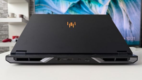 Predator Helios Neo 16 AI