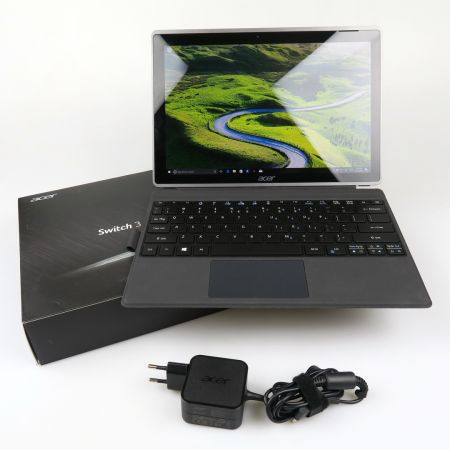 Acer Switch 3, contintutul cutiei