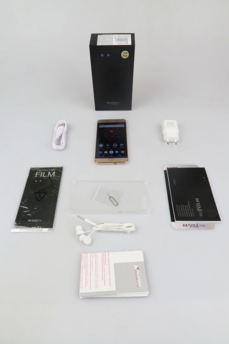 Allview X4 Soul Lite, continutul cutiei