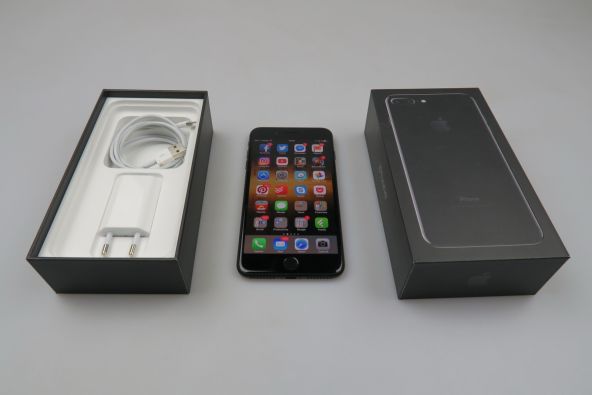 Apple iPhone 7 Plus scos din cutie
