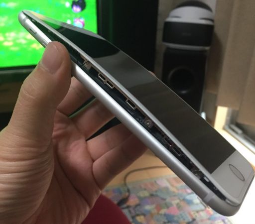 iPhone 8 Plus ecran desprins