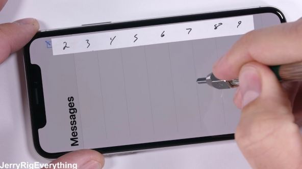 iPhone X