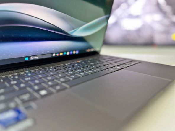 ASUS Zenbook S 14 (UX5406S) 2024