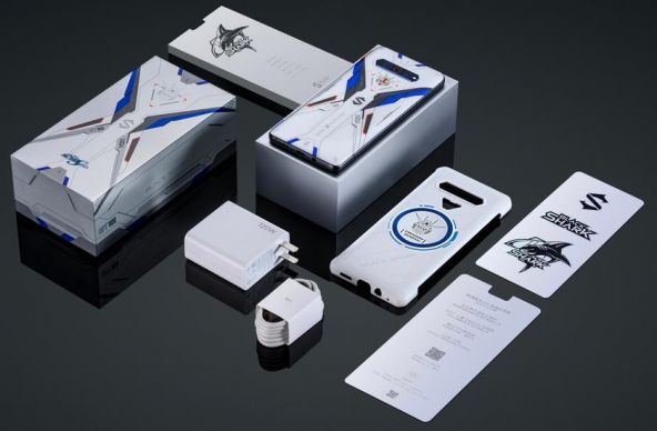 Xiaomi Black Shark 4 Gundam Edition