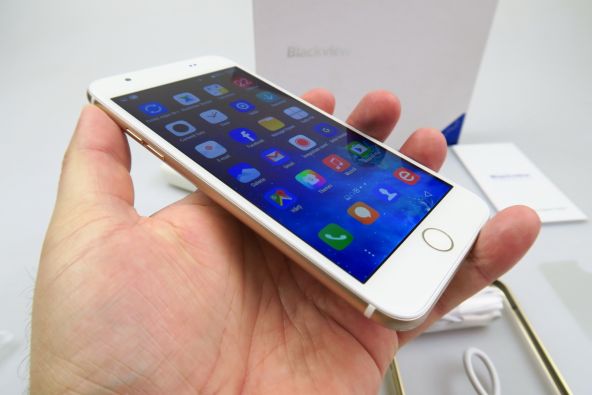 Blackview Ultra Plus scos din cutie