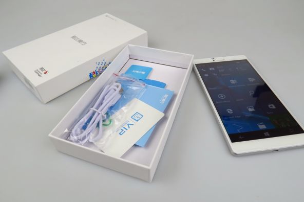 Cube WP10, continutul cutiei