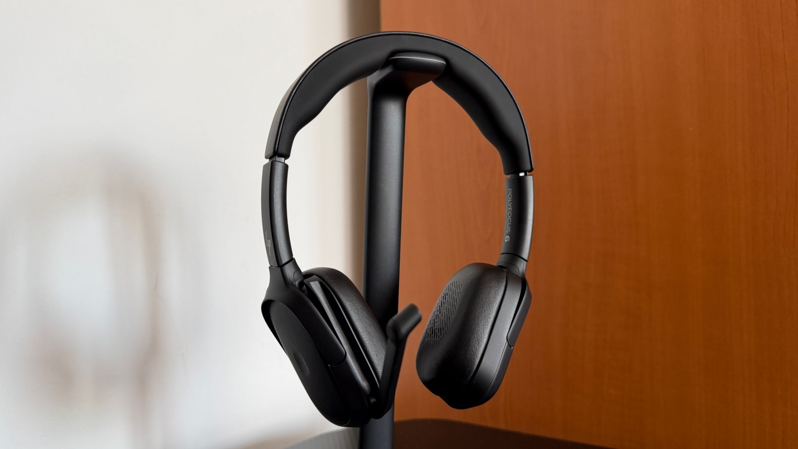 Poly Focus 620