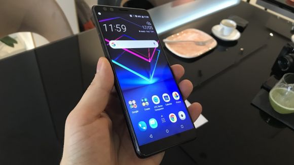 HTC U12+