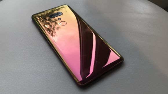 HTC U12+