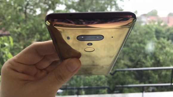 HTC U12+